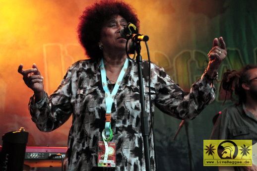 Doreen Shaffer (Jam) and The Skatalites 20. Reggae Jam Festival - Bersenbrueck 01. August 2014 (14).JPG